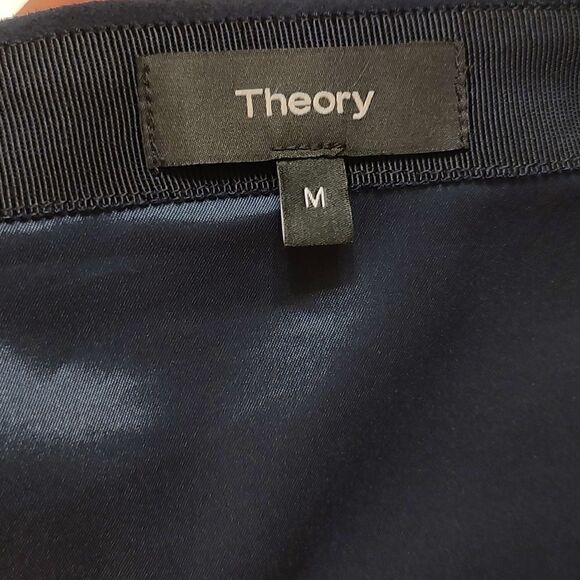 Theory Brilliant Navy Fulton Faux Suede Skirt Size M - Picture 5 of 6